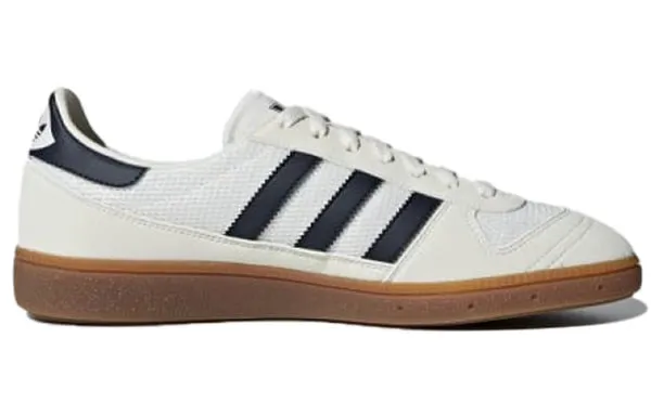 adidas Wilsy Spezial 'Off White' Sneakers, white