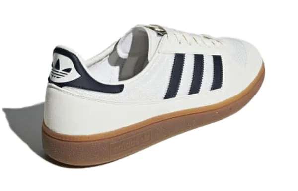 adidas Wilsy Spezial 'Off White' Sneakers, white