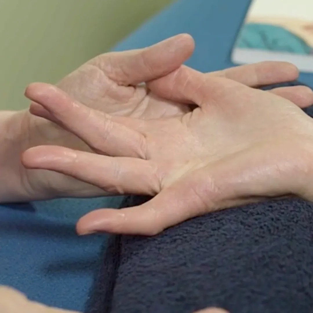 Detailed Hand Massage (7 hrs)