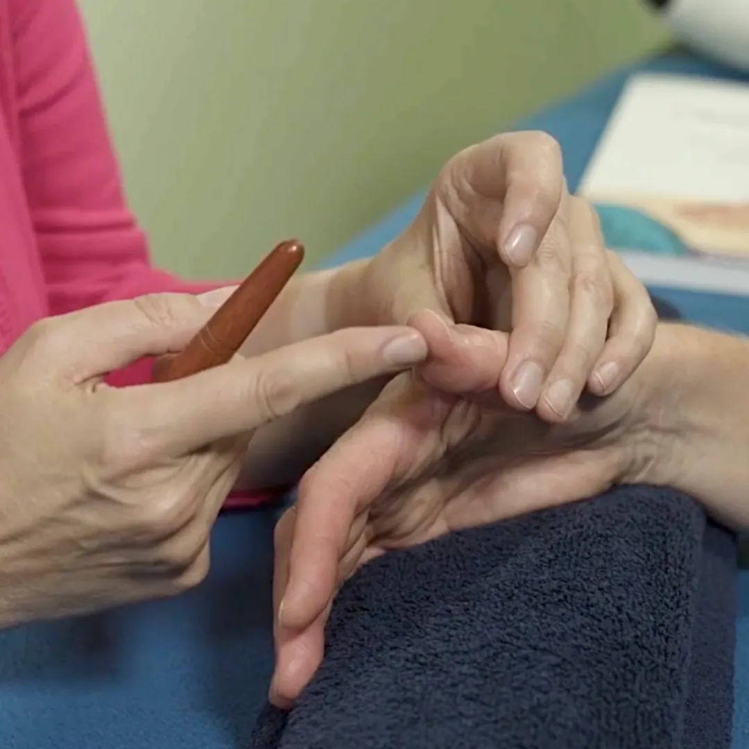 Detailed Hand Massage (7 hrs)