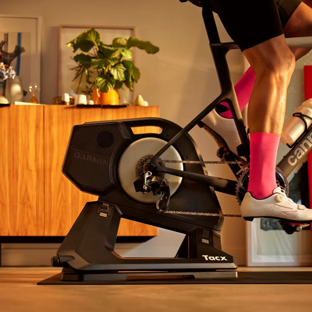 Garmin Tacx NEO 3M Smart Trainer. Direct-drive Smart Trainer with Pre-installed SHIMANO/SRAM 11-speed Cassette (010-02808-60)