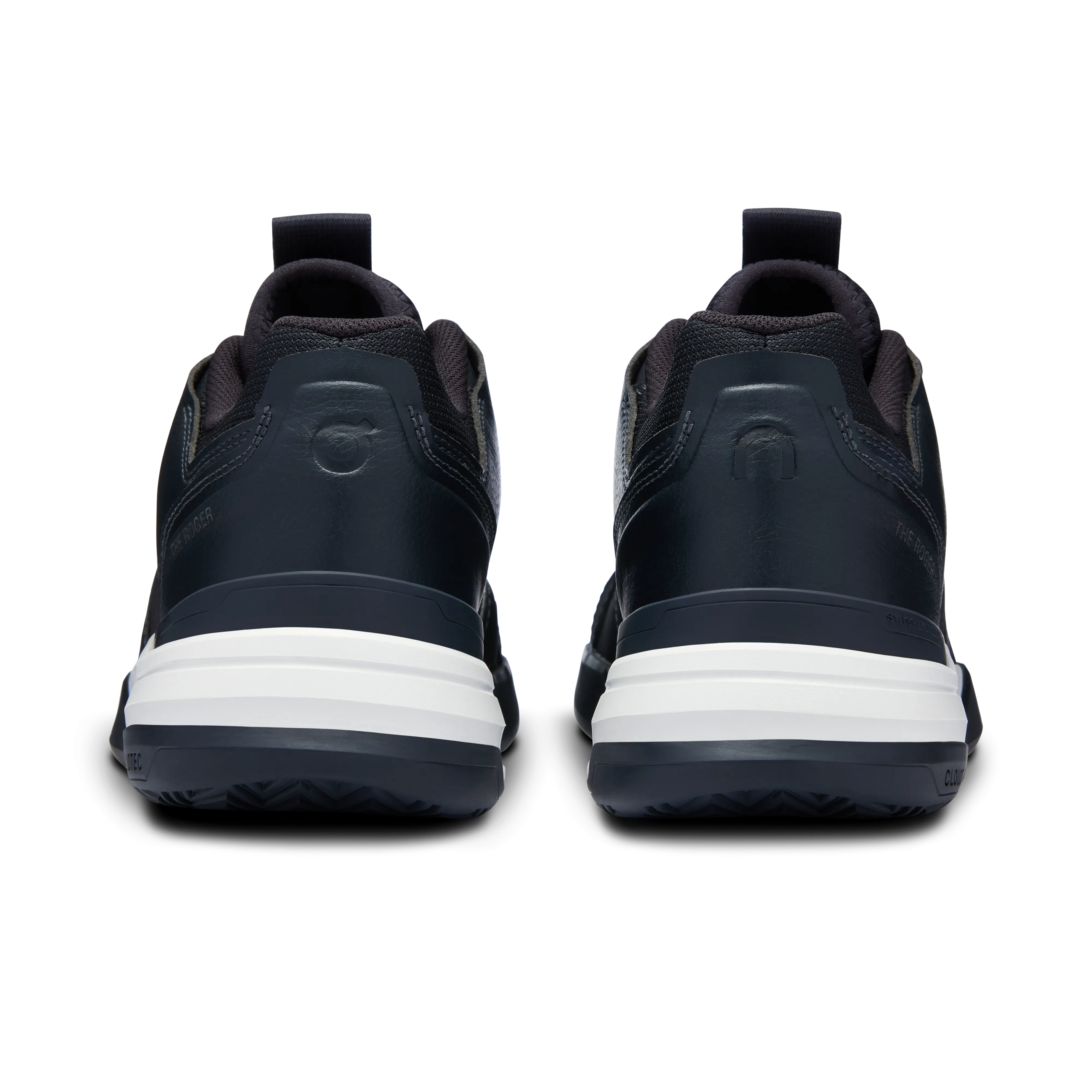 On The Roger Clubhouse Pro Mens Tennis Shoes (Black/White)