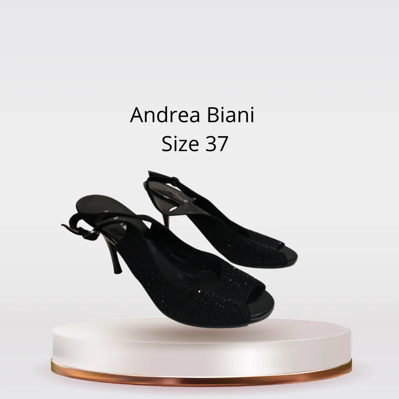 Size 6 footwear