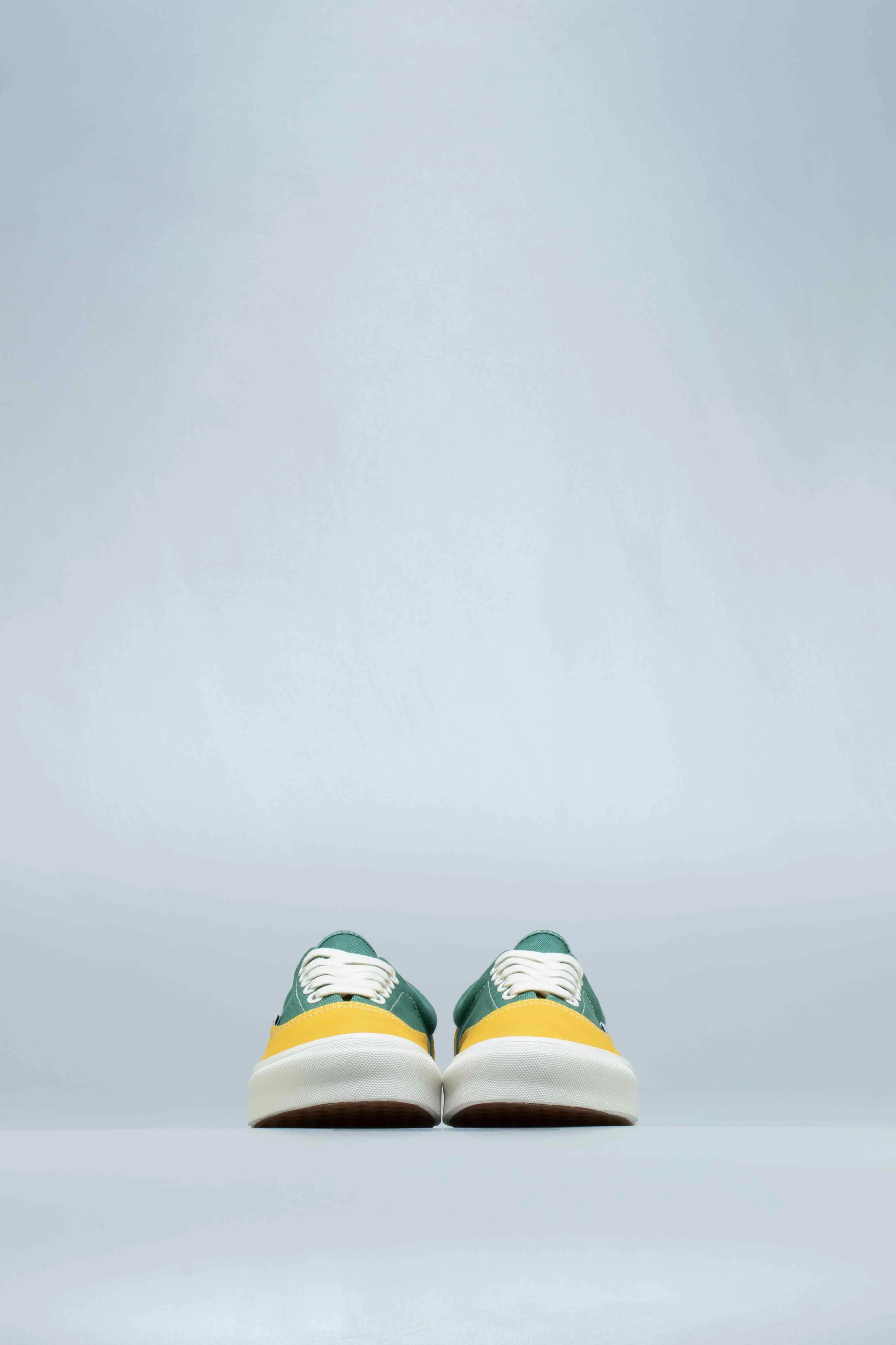 Vault OG Era LX Mens Lifestyle Shoe - Gold/Green