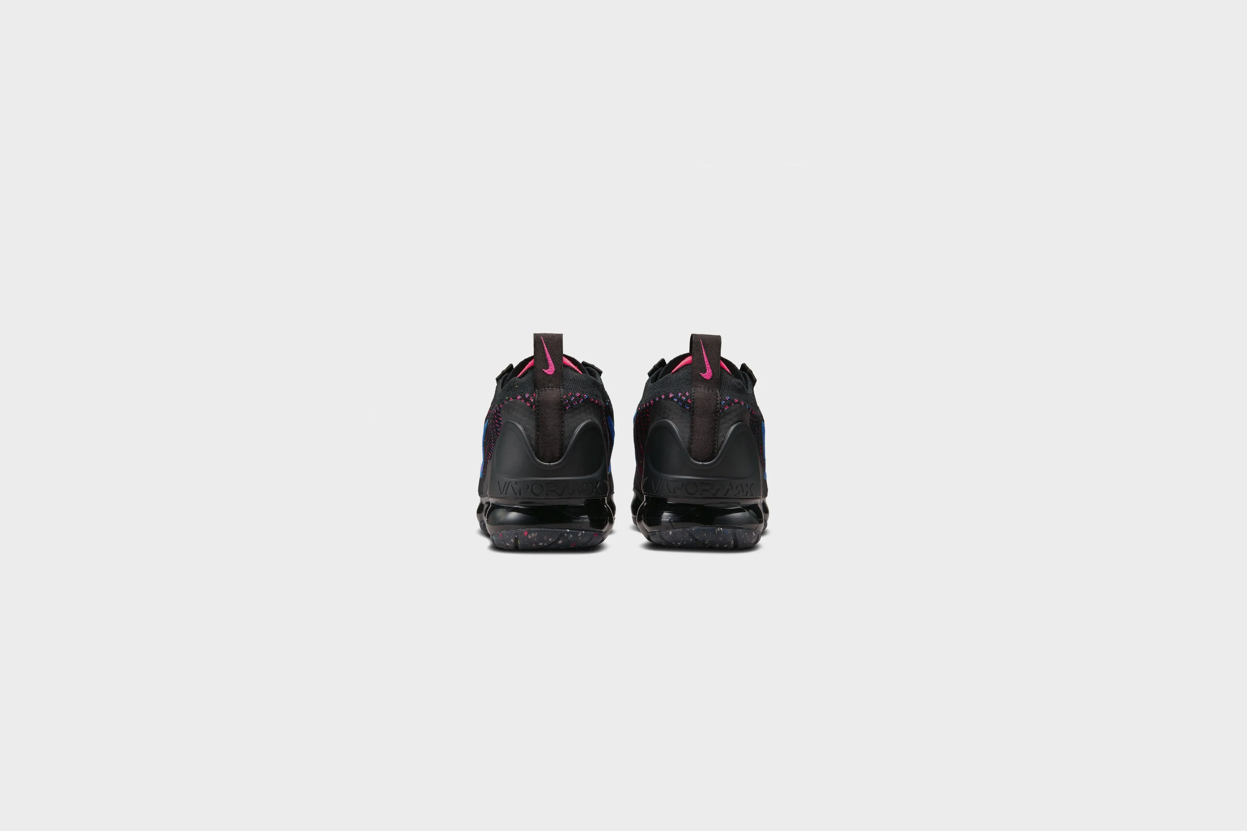 WMNS Nike Air VaporMax 2021 FK (Black/Hyper Pink-Racer Blue)