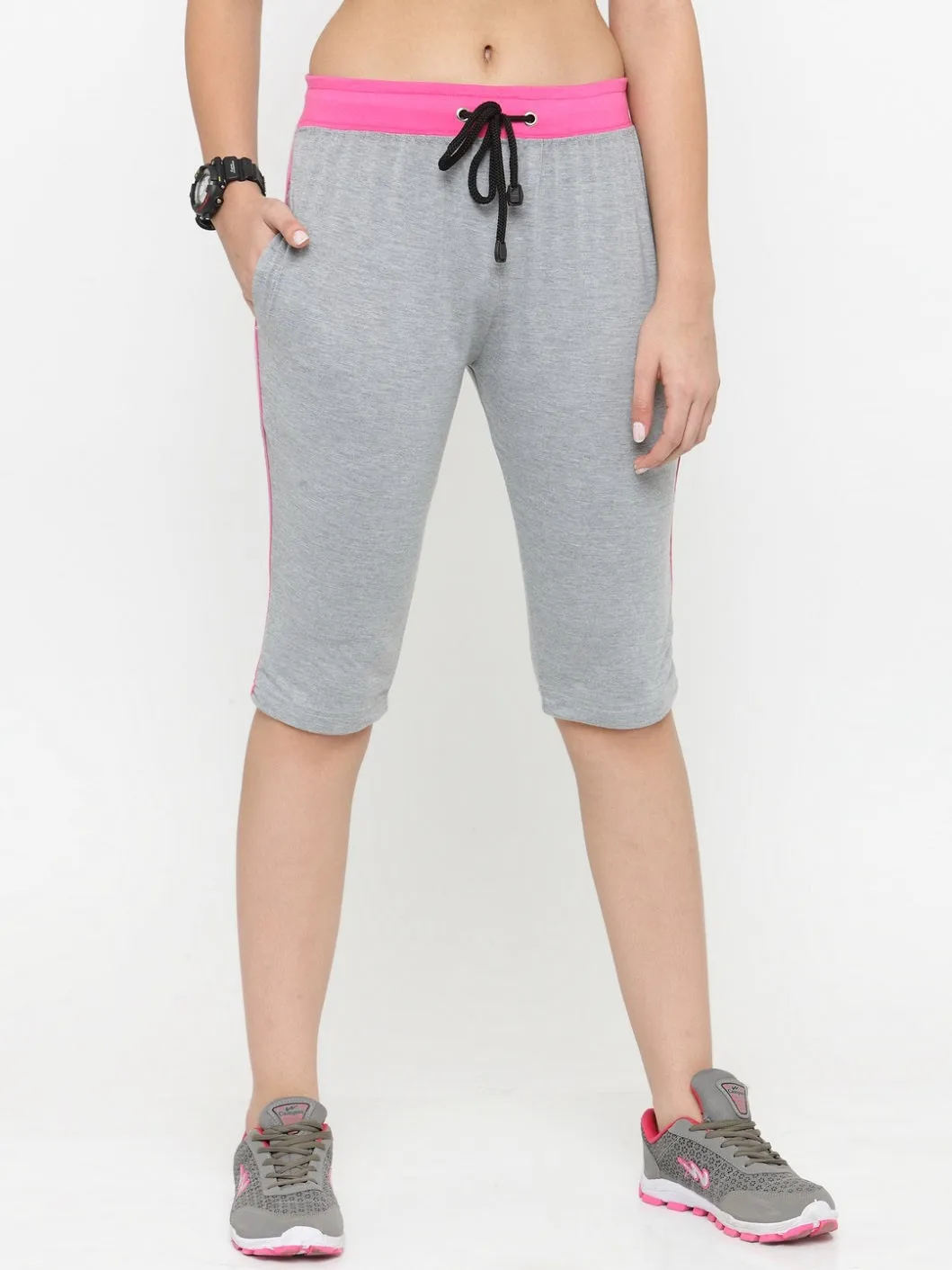 Women's Cotton Three Fourth Capri Shorts With Two Zippered Pockets