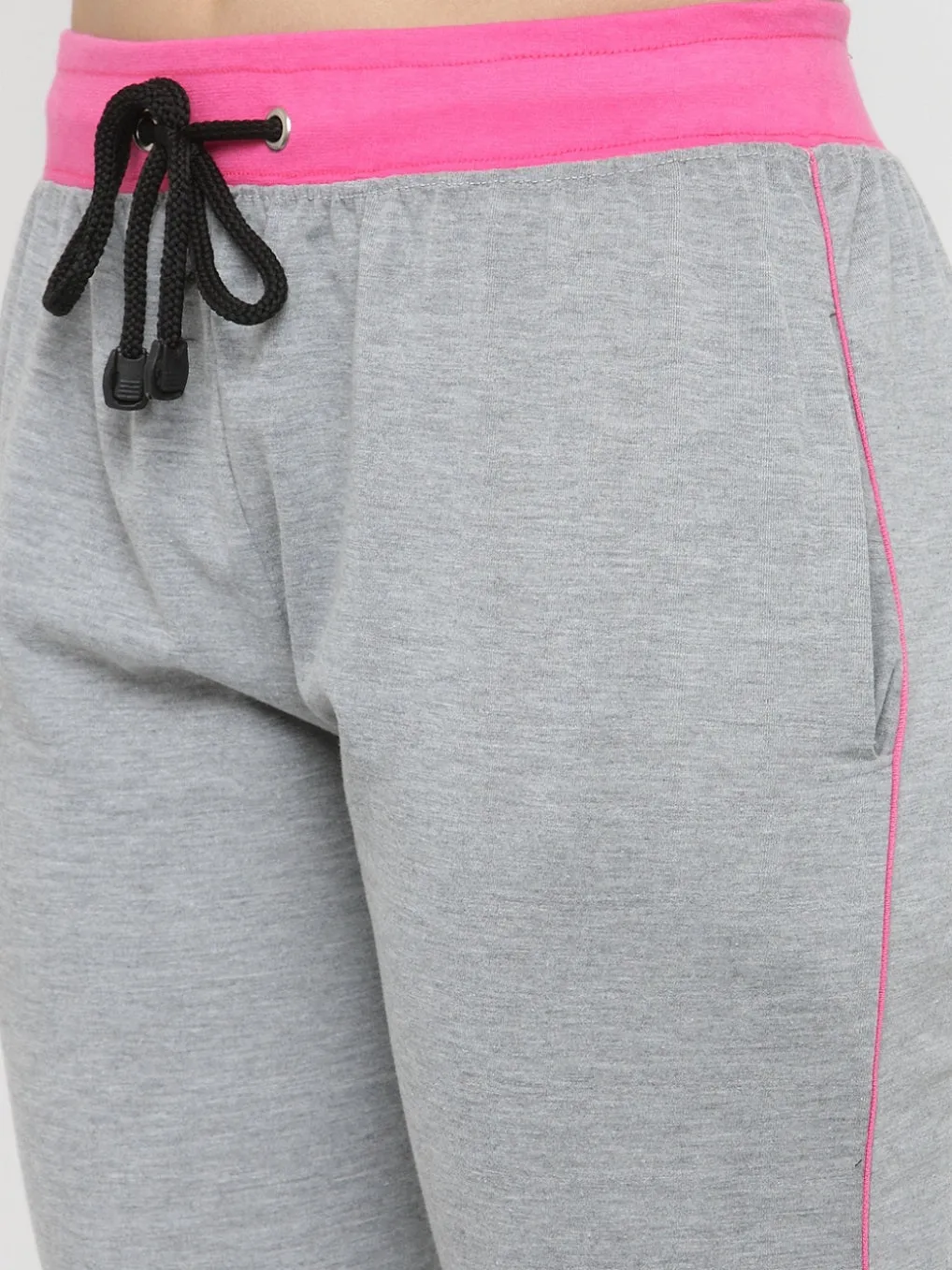 Women's Cotton Three Fourth Capri Shorts With Two Zippered Pockets