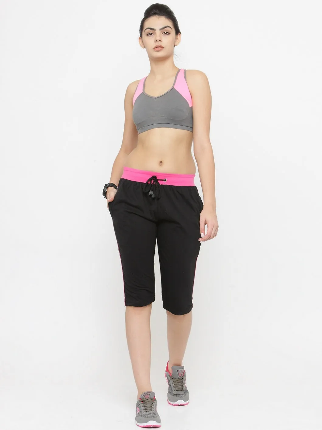 Women's Cotton Three Fourth Capri Shorts With Two Zippered Pockets