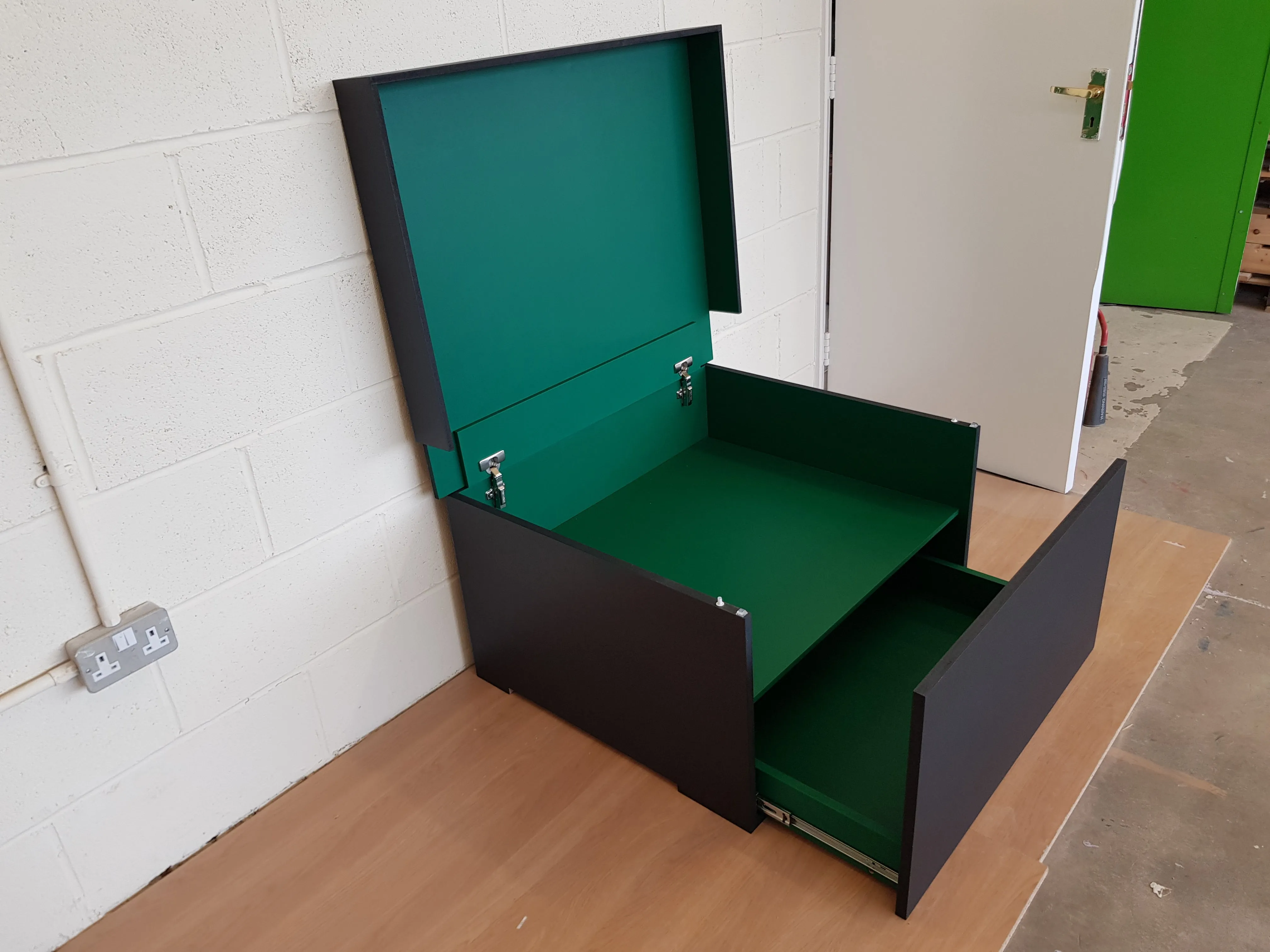 XL Trainer Storage Box - Holds 12no pairs of trainers