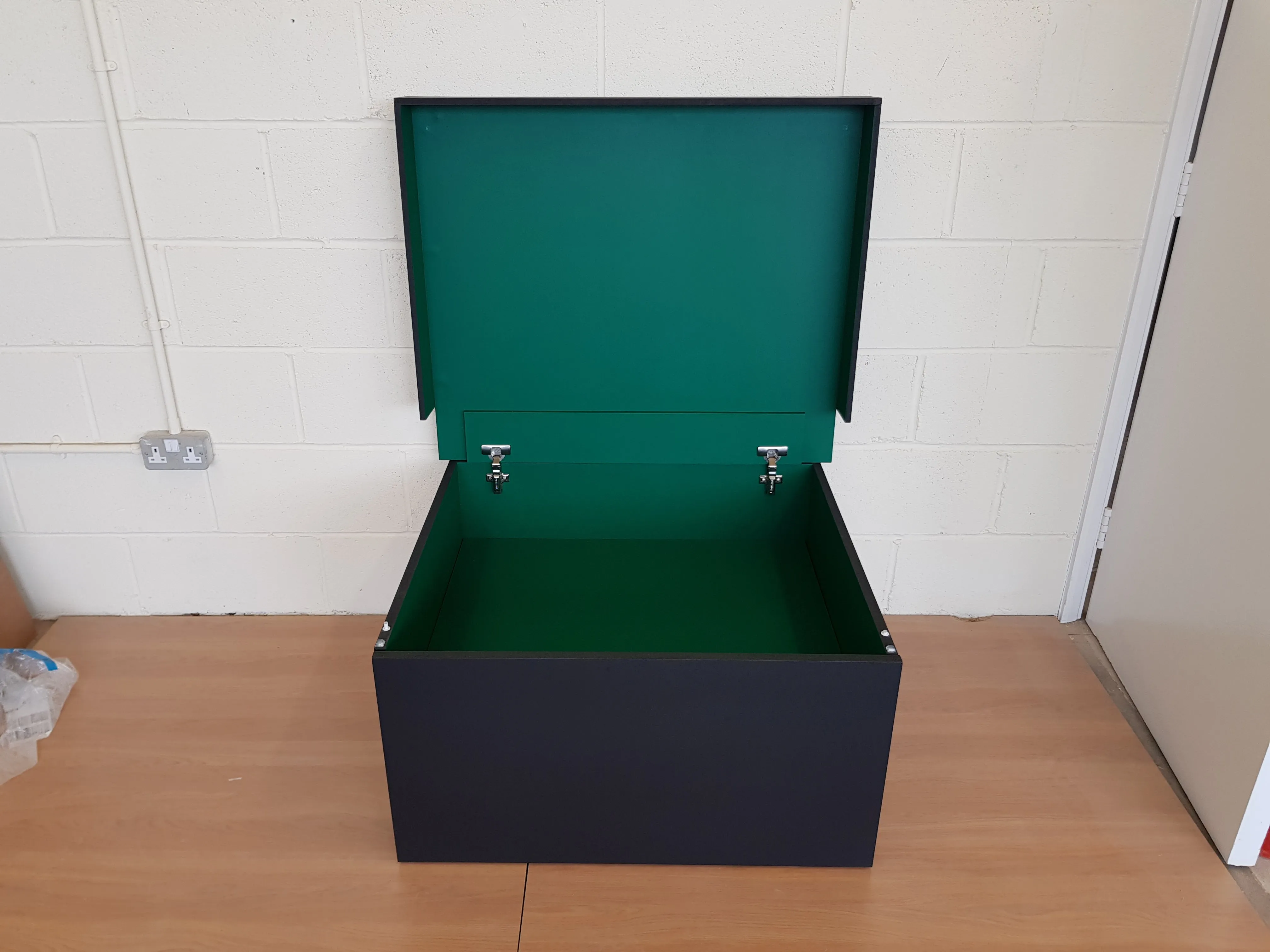 XL Trainer Storage Box - Holds 12no pairs of trainers
